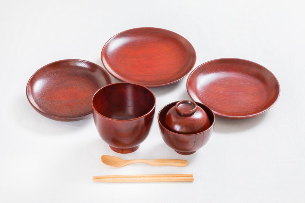 Black and Red Lacquer Yamanaka Lacquerware Oryoki Bowl Set